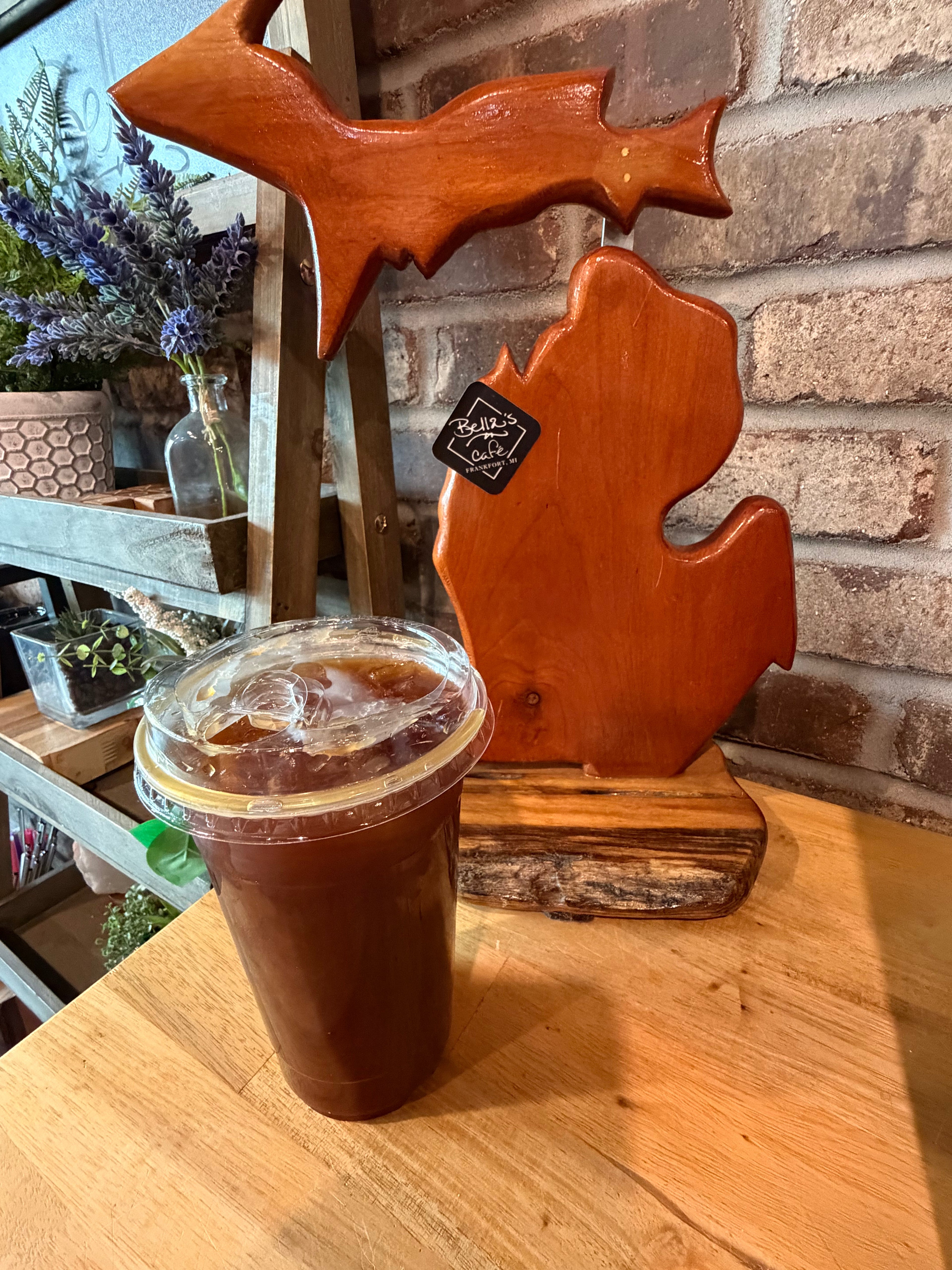 Bella's Café | Coffee Shop in Frankfort, Michigan